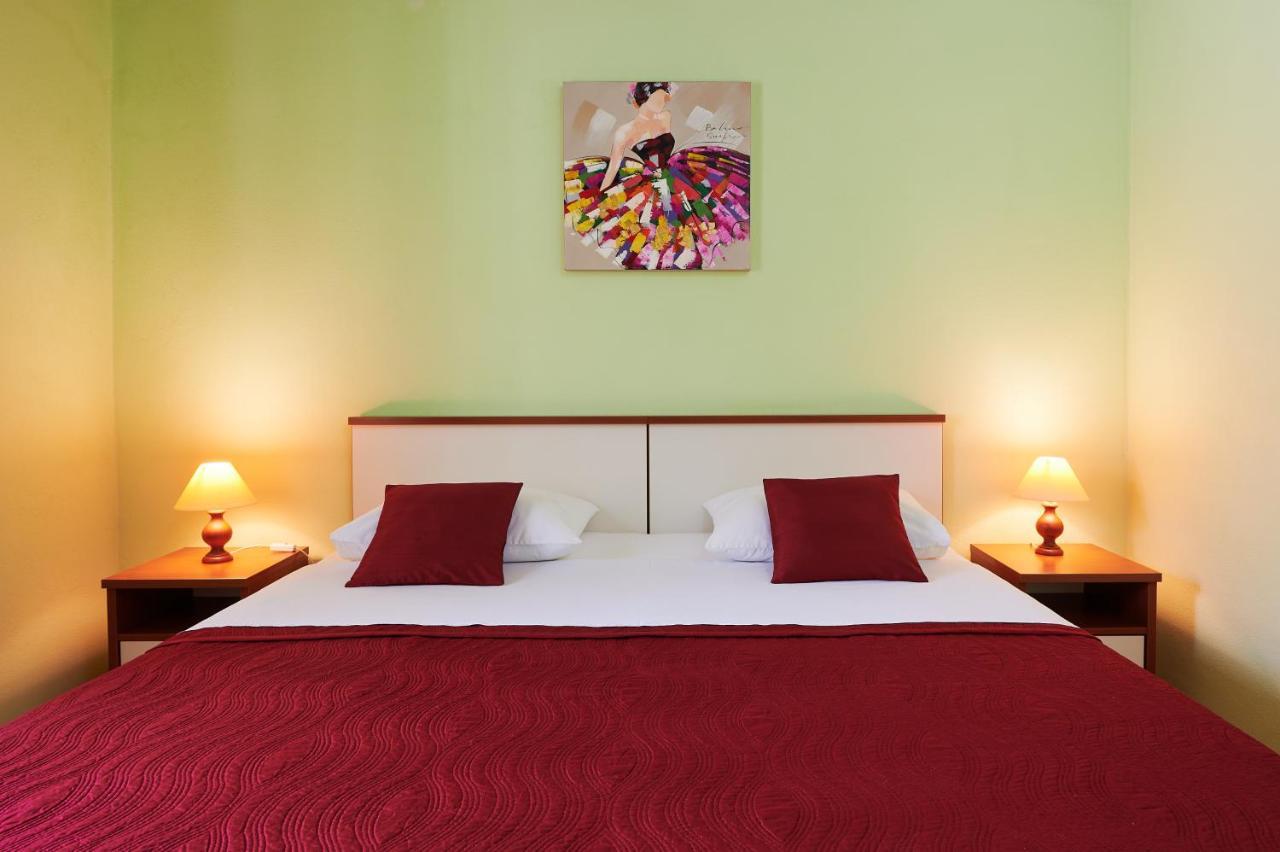 Apartments Ivica Trogir Ngoại thất bức ảnh