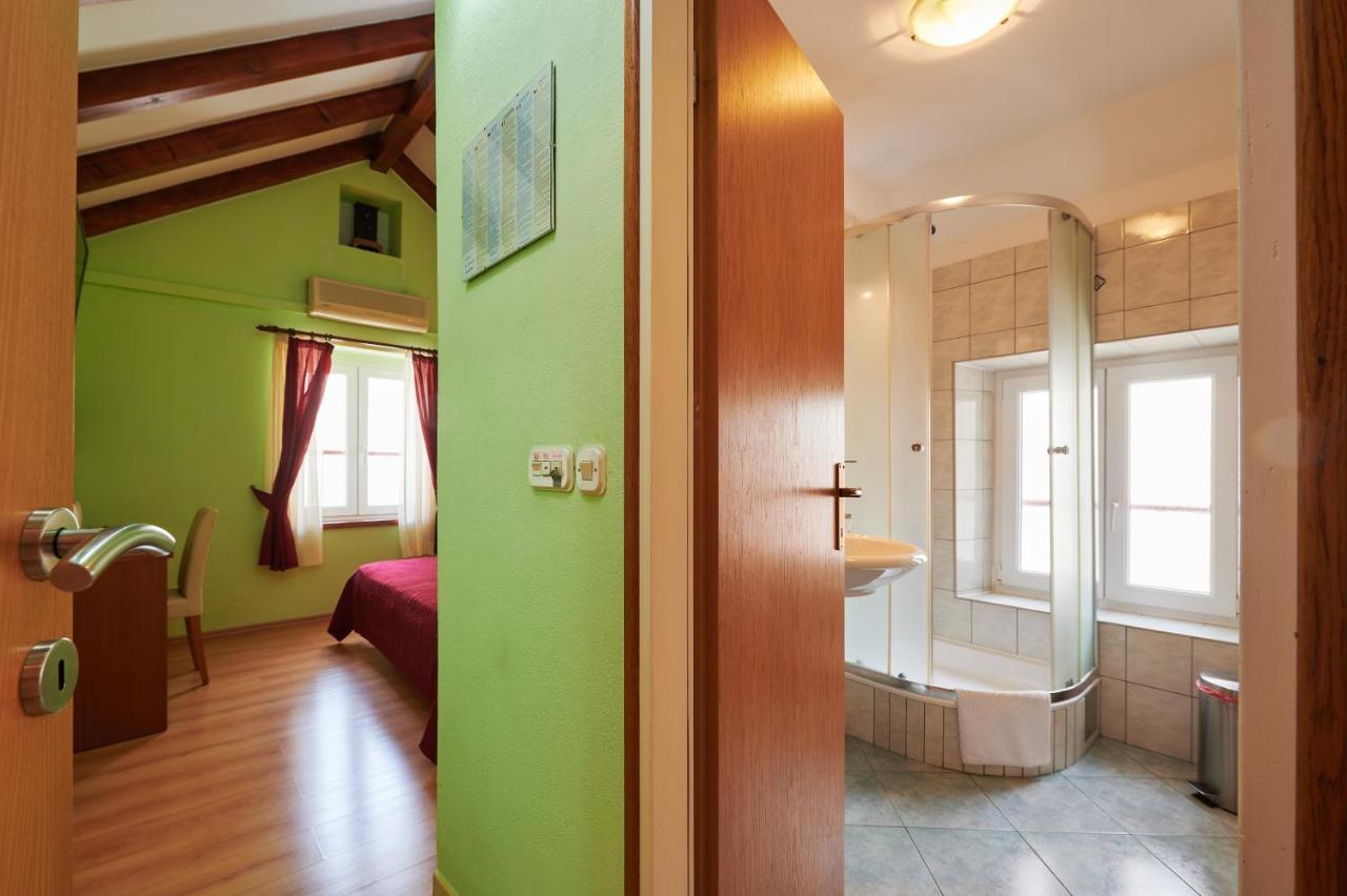 Apartments Ivica Trogir Ngoại thất bức ảnh