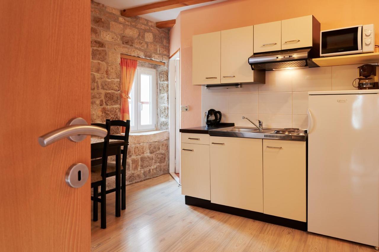 Apartments Ivica Trogir Ngoại thất bức ảnh